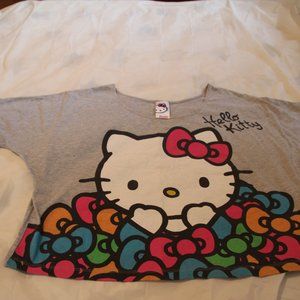 Hello Kitty cropped T-shirt. Size L. Samri brand. Like new.